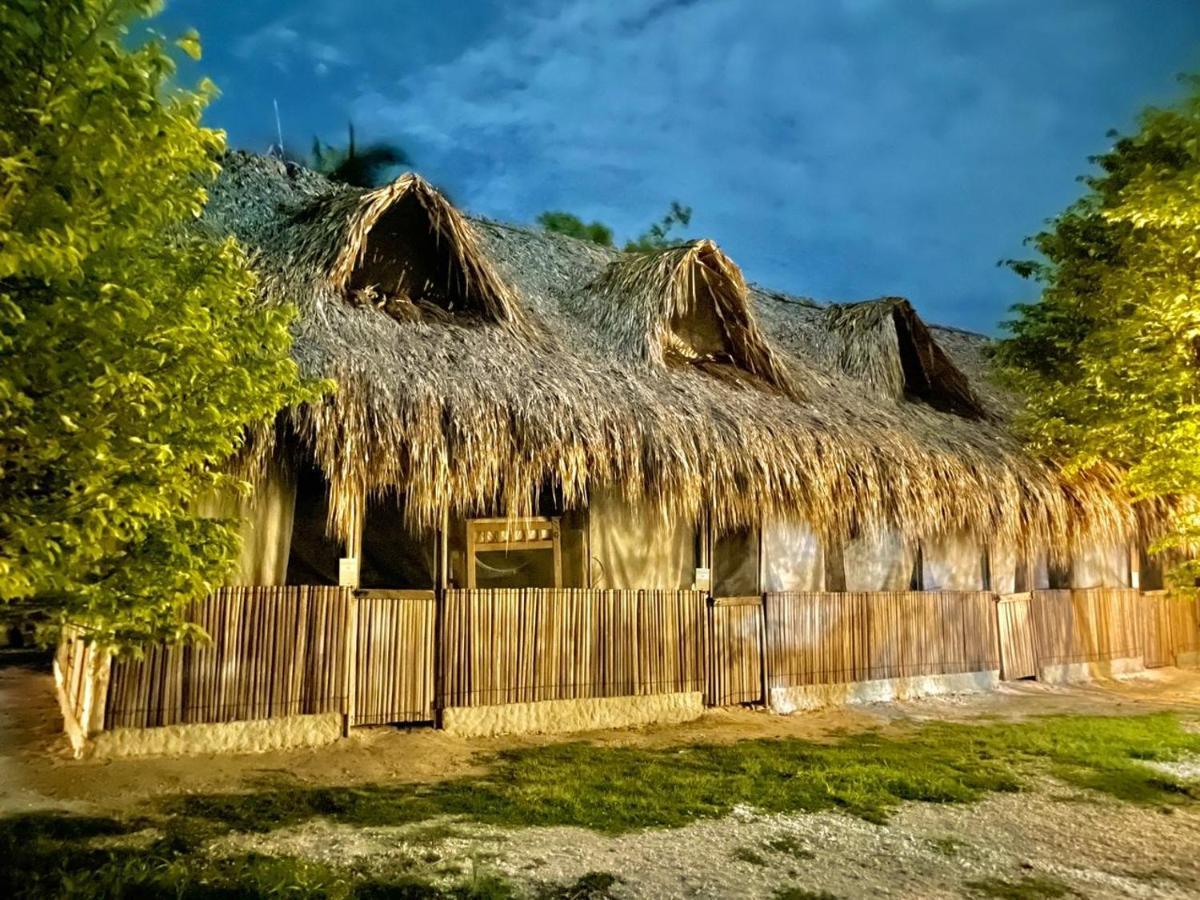 Mistica Island Hostel - Isla Palma Exterior photo