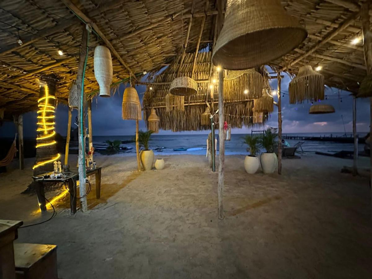 Mistica Island Hostel - Isla Palma Exterior photo